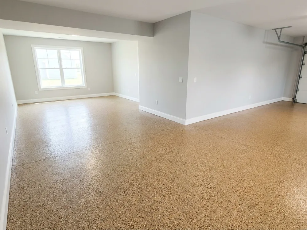 Coated basement floor with a flake finish