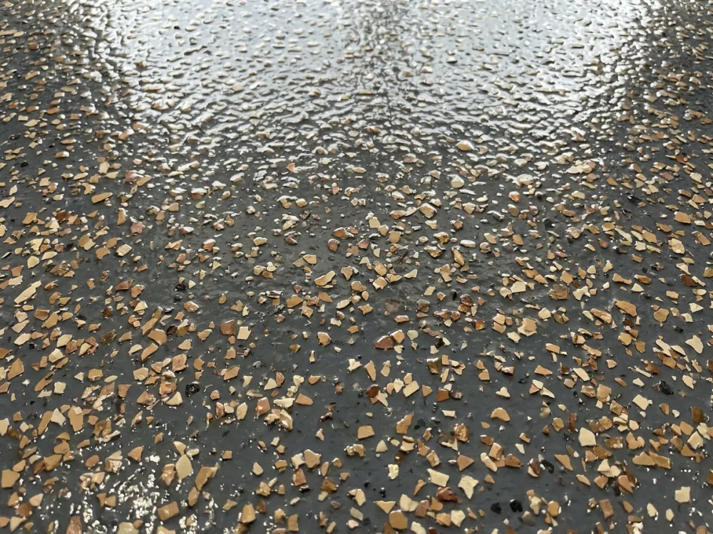 Close-up of the epoxy-flake floor texture